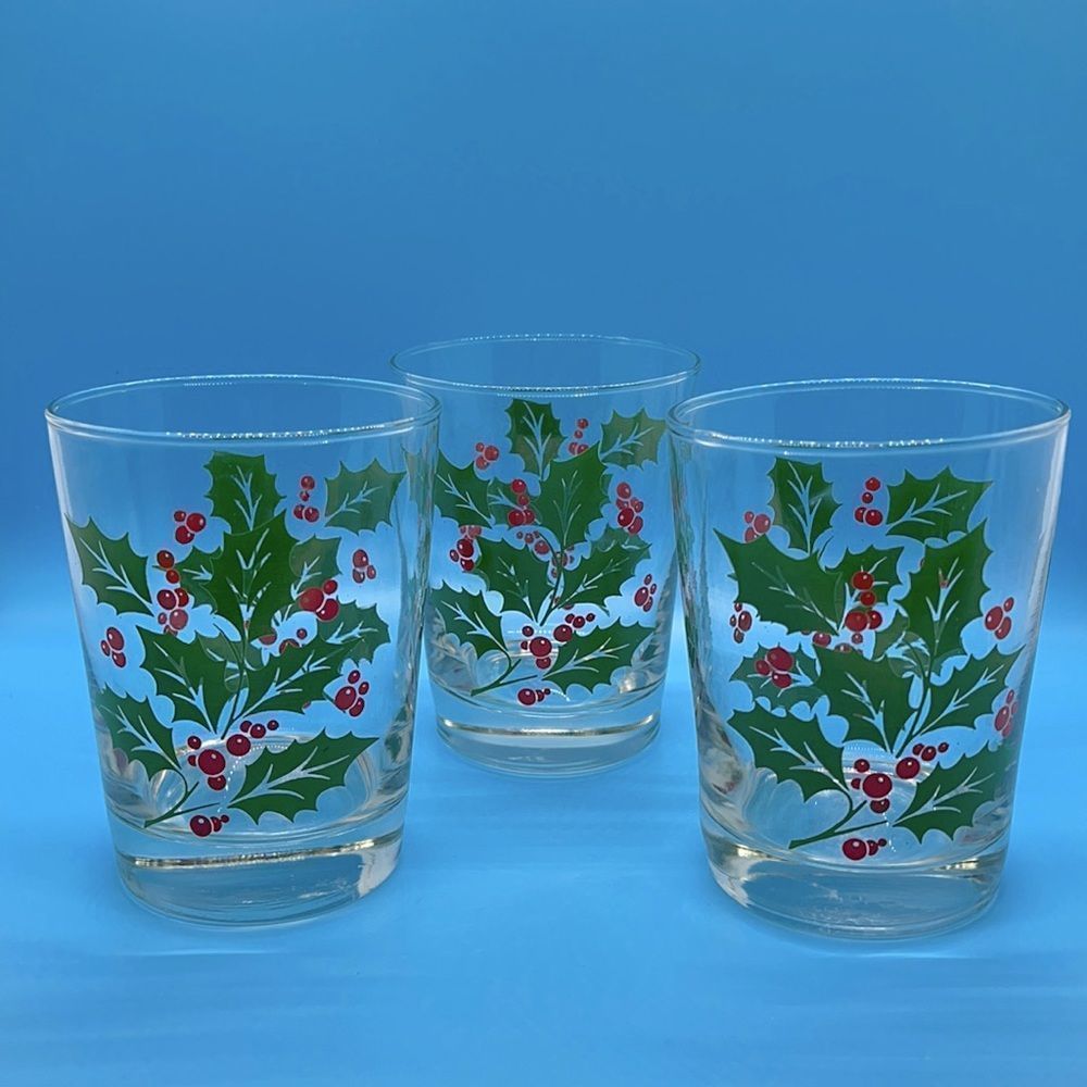 Christmas Holly Glasses Set of 3 Tumblers
